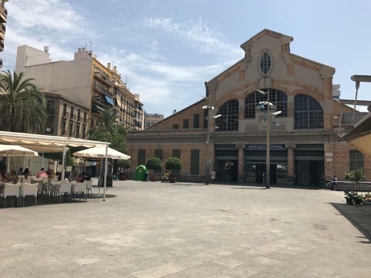 Ferienwohnung im Zentrum Alicante Exterior foto