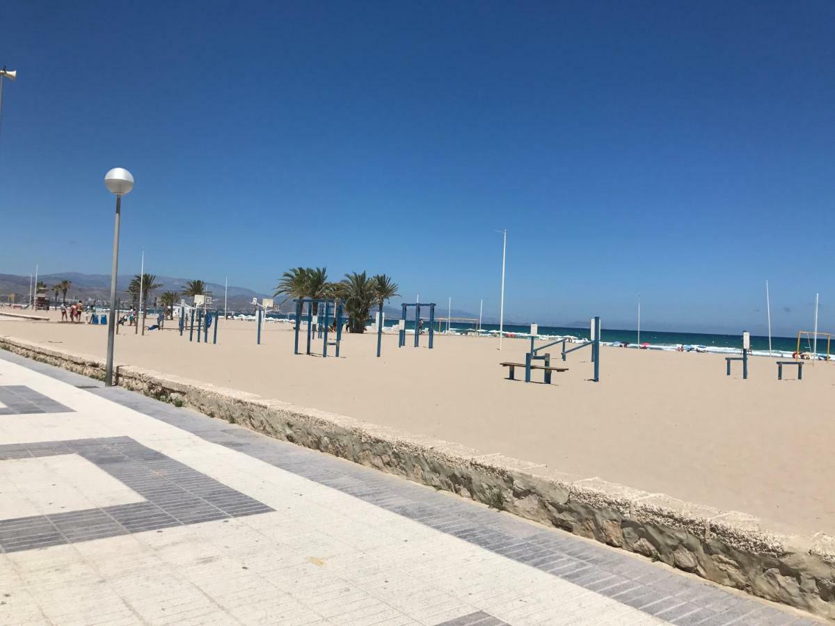 Ferienwohnung im Zentrum Alicante Exterior foto